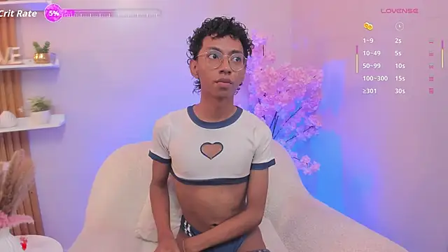 Snapshot of Angel__sweet18 chatting on 01-19-26, 09:57 Angel sweet18 online show from 01-19-26, 09:57