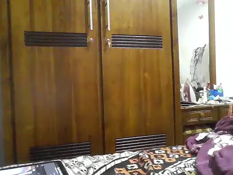 nikini1621 online show from 11-17-25, 05:06