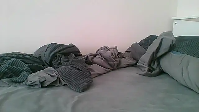 Emma 99 online show from 03-22-26, 06:48