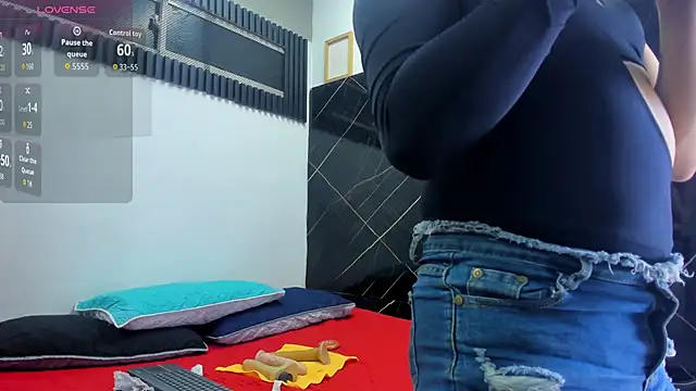 Analiasmith89 online show from 11-11-25, 03:45