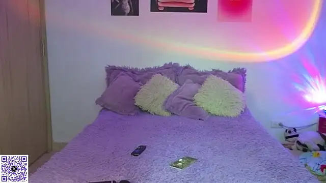 angie bigboobs  online show from 06-14-26, 02:08