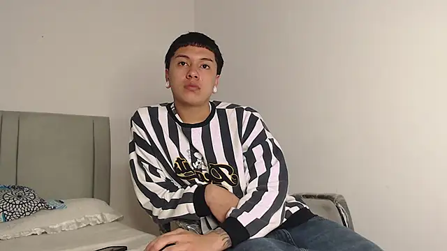 alex-lover online show from 02-04-26, 02:28