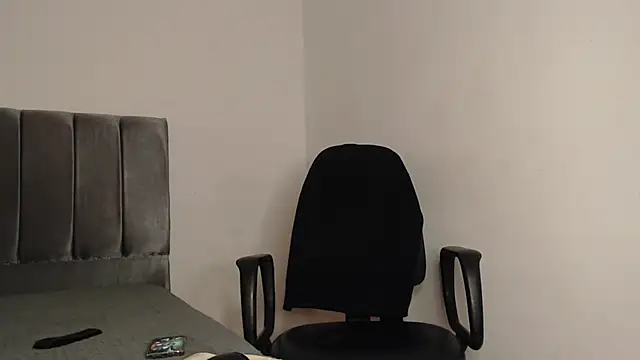 Snapshot of alex-lover chatting on 02-08-25, 05:40 alex-lover online show from 02-08-25, 05:40