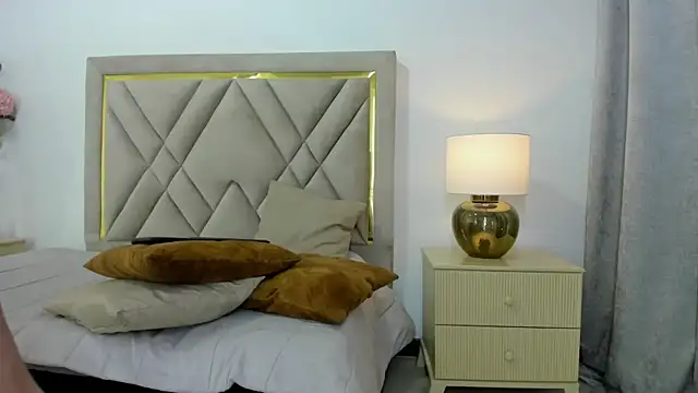 emily queen2 online show from 02-25-26, 06:41