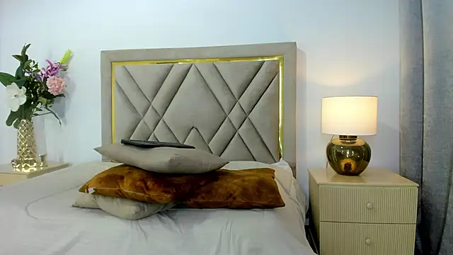 emily queen2 online show from 09-16-25, 07:15