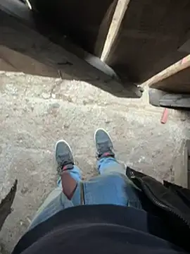 Tomkitomkii online show from 02-01-25, 01:09