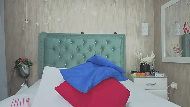 Marcelaa fox online show from 11-04-25, 07:39