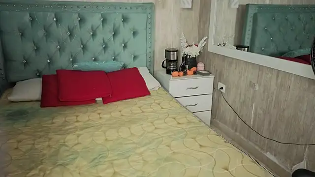 Marcelaa fox online show from 03-30-26, 08:21