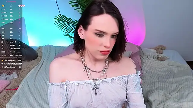  yourFoxy  online show from 12-13-24, 11:55