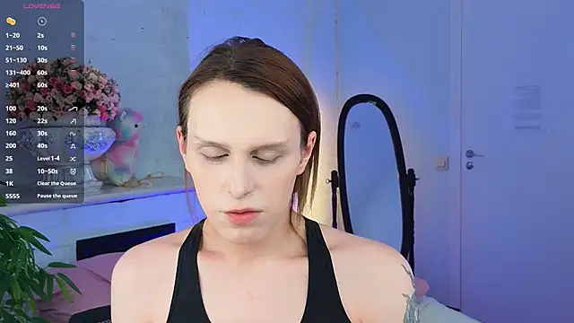  yourFoxy  online show from 01-10-25, 01:41