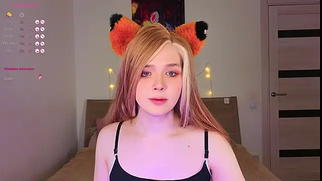  yourFoxy  online show from 02-06-26, 03:52