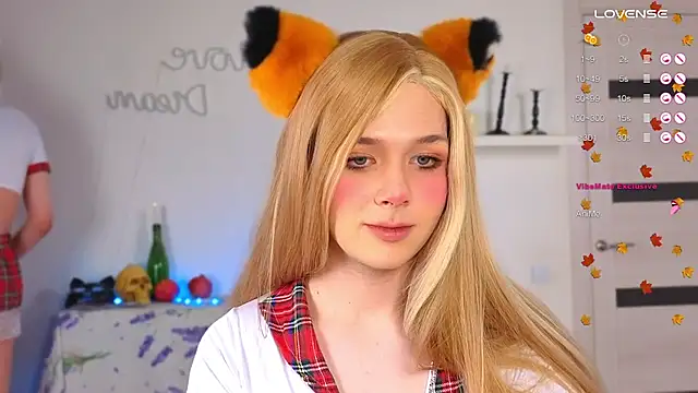  yourFoxy  online show from 10-31-25, 03:30