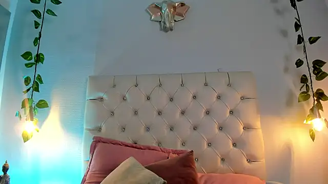 Isabella Flowers online show from 10-01-25, 11:19