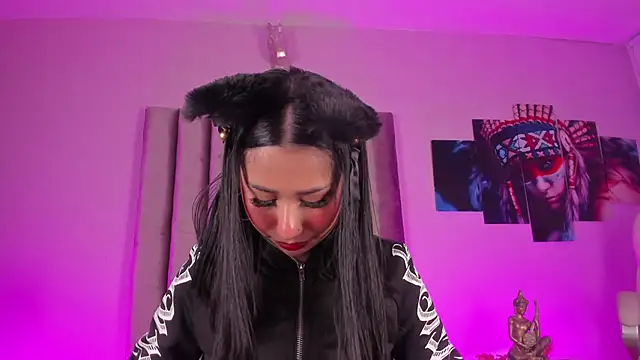 Isabella Flowers online show from 04-23-26, 04:19