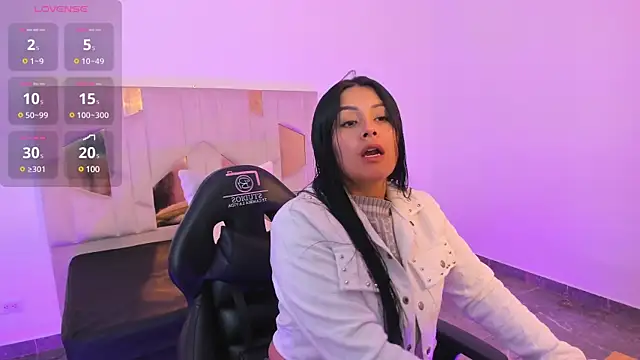 Analia tay online show from 03-06-25, 11:36