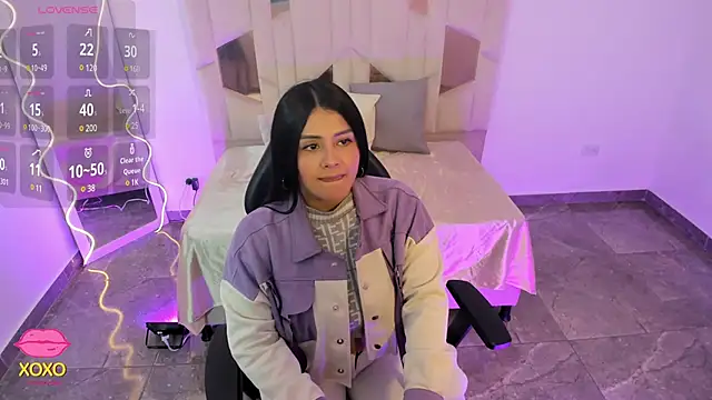 Analia tay online show from 01-28-25, 03:04