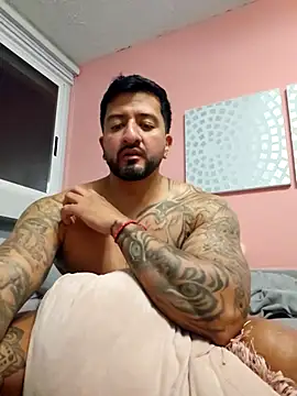 Snapshot of Drake_Smith1 chatting on 09-24-25, 04:19 Drake Smith1 online show from 09-24-25, 04:19