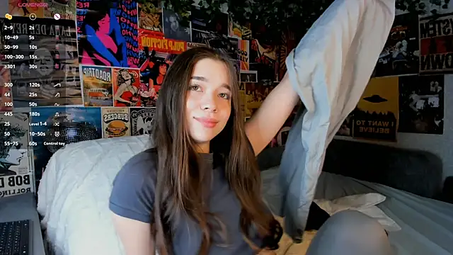 Butterflys1268 online show from 03-13-25, 09:37