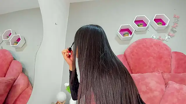 Snapshot of StefanyWilliams_ chatting on 02-17-25, 02:20 StefanyWilliams online show from 02-17-25, 02:20