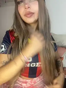 lunaapppp online show from 04-08-26, 03:41