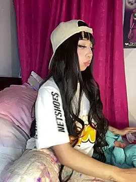 lunaapppp online show from 03-18-25, 03:23