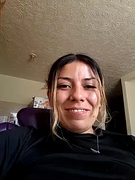 Sweel Leyva18 online show from 05-19-26, 06:37
