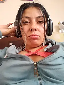 Sweel Leyva18 online show from 09-19-25, 07:40