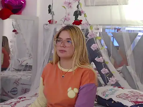 Steisyromero7 online show from 11-18-25, 03:04