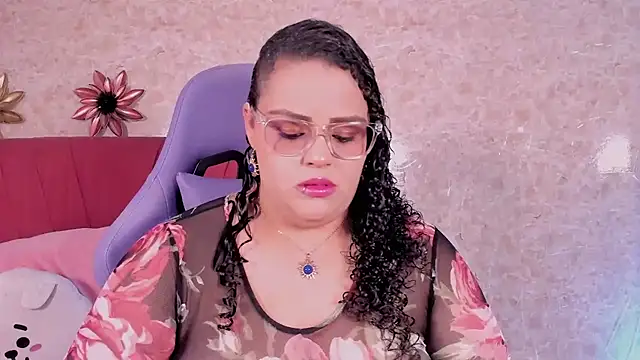 juli 2tyes online show from 01-11-26, 03:02