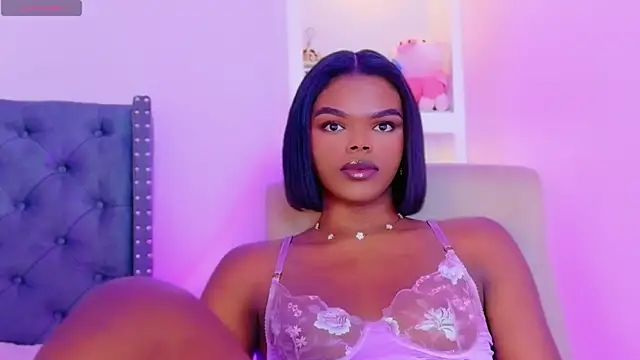 CamiEstrada online show from 10-31-25, 08:27