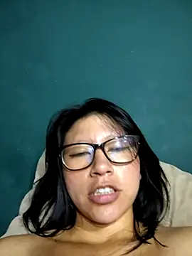 Snapshot of Giviper1 chatting on 01-15-25, 06:54 Giviper1 online show from 01-15-25, 06:54