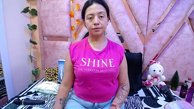 slut anal  online show from 11-28-25, 07:25