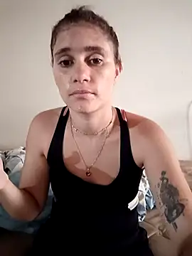 Snapshot of Scarlett-Leh chatting on 03-06-25, 04:17 Scarlett-Leh online show from 03-06-25, 04:17