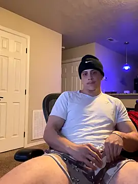 Snapshot of cumwithkash chatting on 10-28-25, 05:29 cumwithkash online show from 10-28-25, 05:29