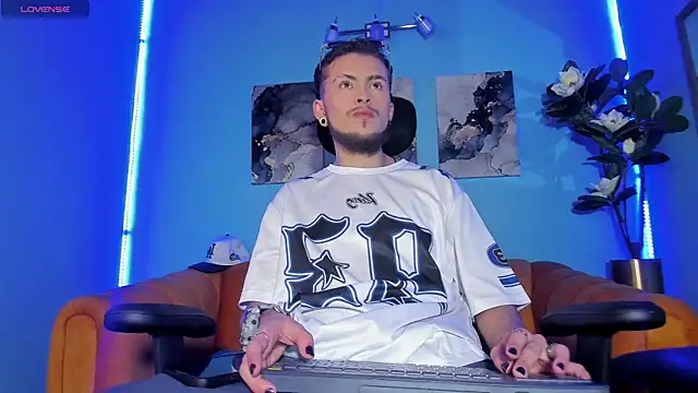  hairybeard  online show from 09-23-25, 01:12