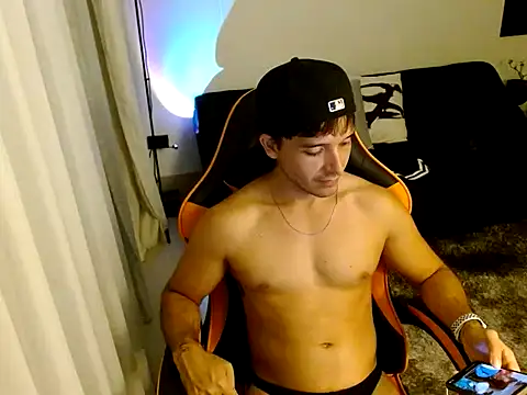 Snapshot of zeth_666 chatting on 11-22-25, 12:21 zeth 666 online show from 11-22-25, 12:21