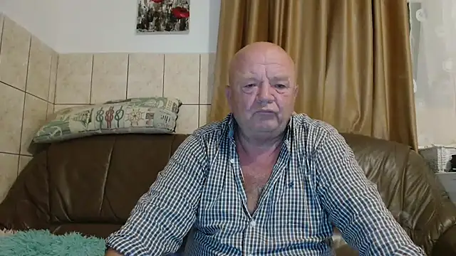 fullballs6 online show from 09-19-25, 02:15