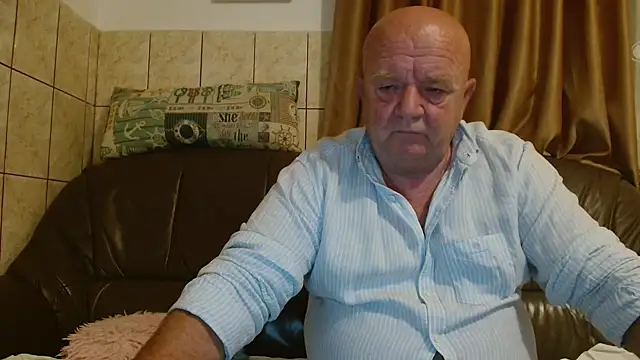 fullballs6 online show from 10-10-25, 02:01