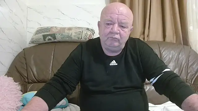 fullballs6 online show from 02-09-26, 12:41