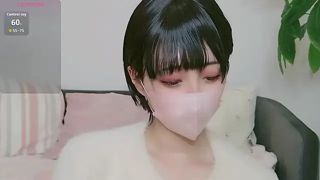 Snapshot of cohaku_329 chatting on 10-12-25, 11:11 cohaku 329 online show from 10-12-25, 11:11