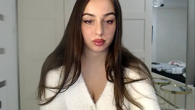 courtneyPerfect online show from 10-30-25, 03:20