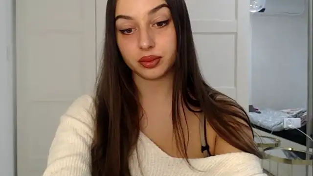 courtneyPerfect online show from 10-28-25, 02:38