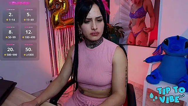 TinnaDawsom online show from 03-18-25, 02:18