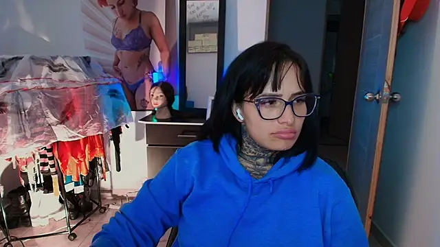 TinnaDawsom online show from 02-03-26, 02:53