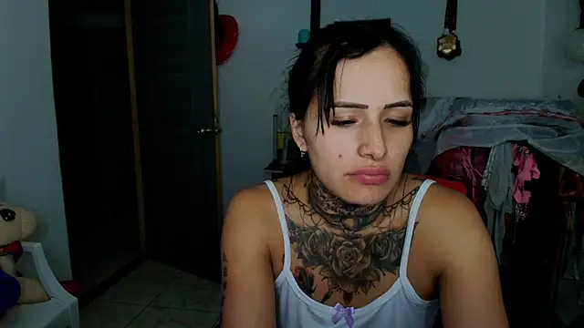 TinnaDawsom online show from 07-07-26, 02:58