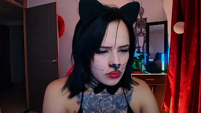 TinnaDawsom online show from 10-20-25, 11:27