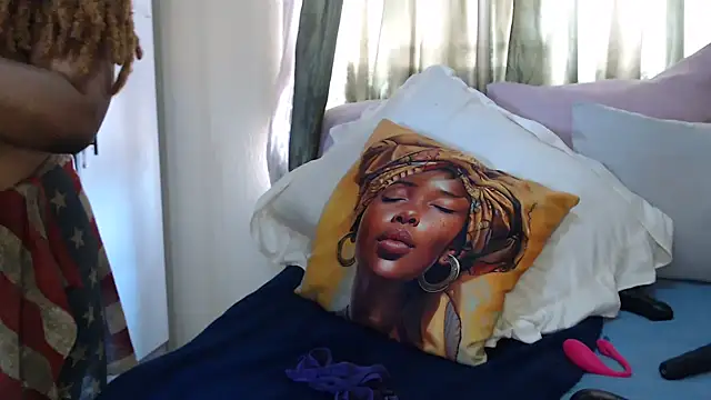 Foxybrownxx1 online show from 11-22-25, 08:46