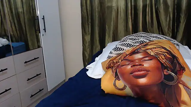 Foxybrownxx1 online show from 11-21-25, 08:30