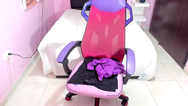 mommy whore slut online show from 03-01-25, 11:50