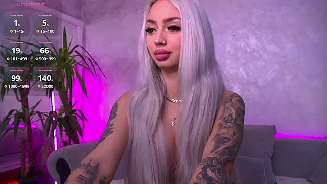 Snapshot of BambiAndAyline chatting on 03-11-25, 04:19 BambiAndAyline online show from 03-11-25, 04:19